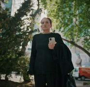 Rezumat episodul 6 „Fata de la fereastră”, difuzat în 14 octombrie la Kanal D: Nalan se întâlnește pe ascuns cu Sedat, dar mama fetei îi surprinde în timp ce se sărută